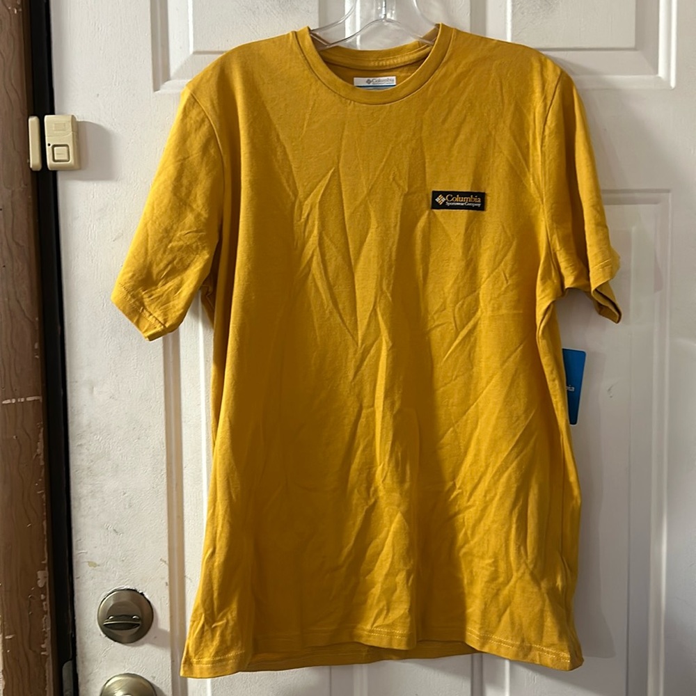 Columbia Roan River Short-Sleeve Graphic Tee: GOLD: NEW WITH TAGS: SIZE SMALL